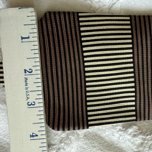 Umberto Bossi Elegant Brown and Black Striped Tie Handmade all Silk - Picture 2 of 5